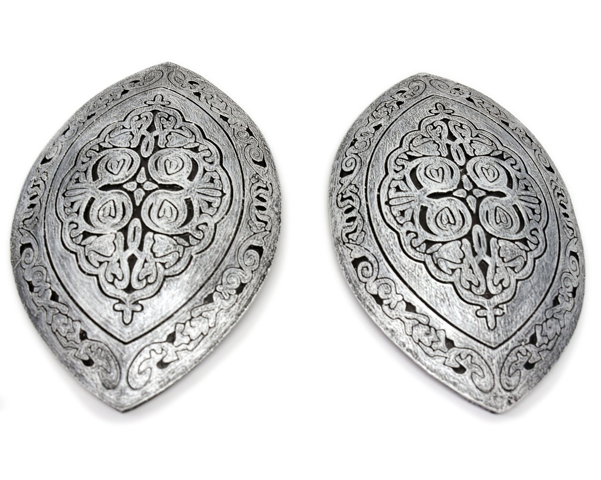 Yennefer knee armor set