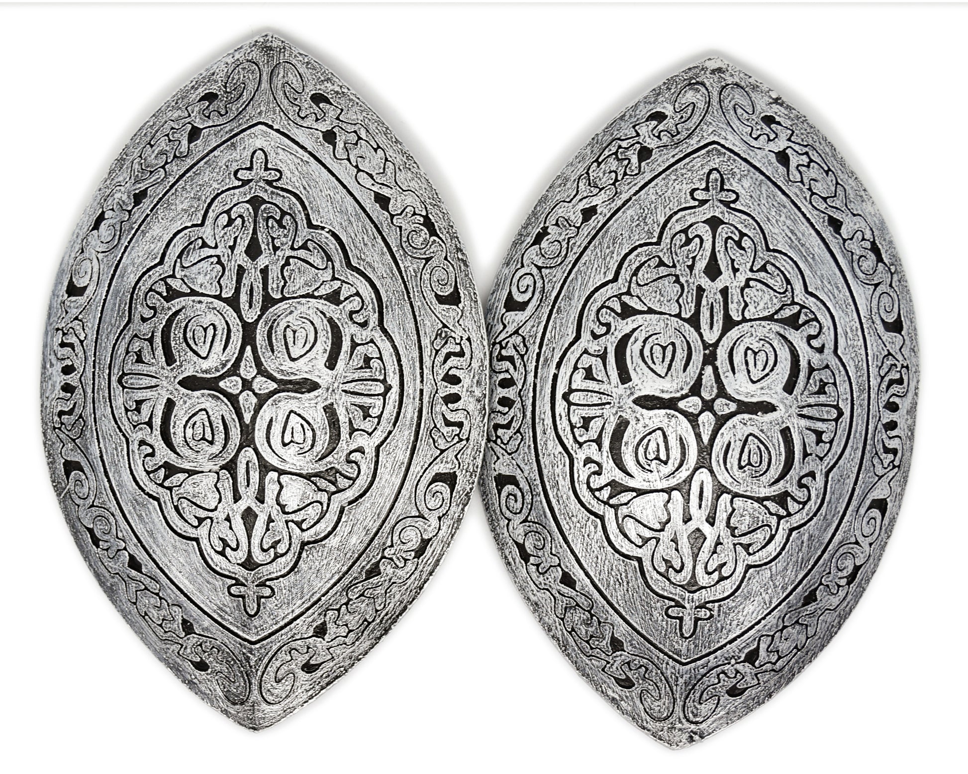 Yennefer knee armor set