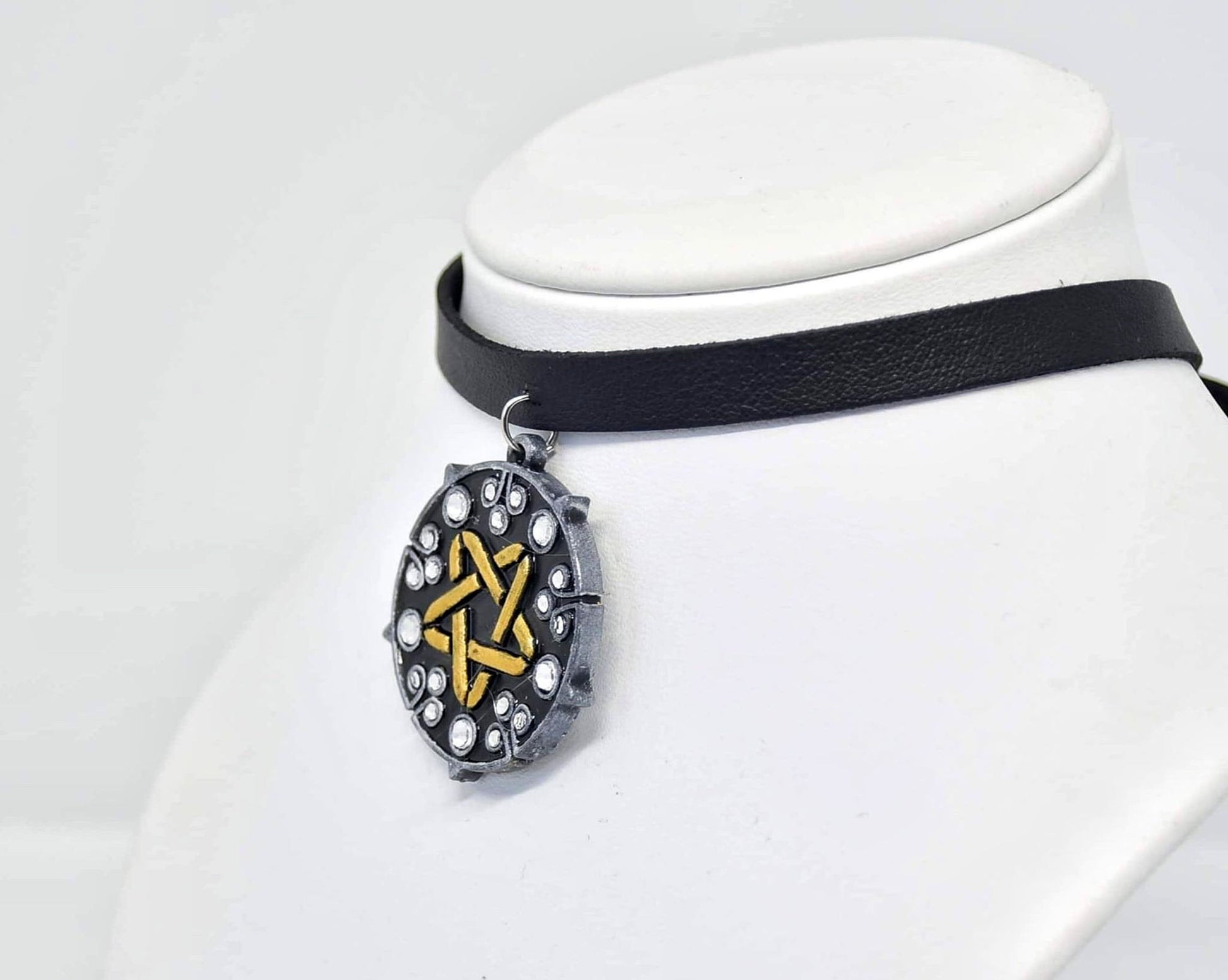 Yennefer cosplay necklace with rhinestones